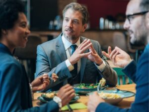 Jewelry Manufacturers for Small Businesses: Finding the Right Partner for Success