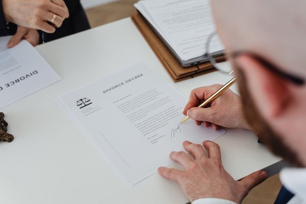 breach of contract remedies uk